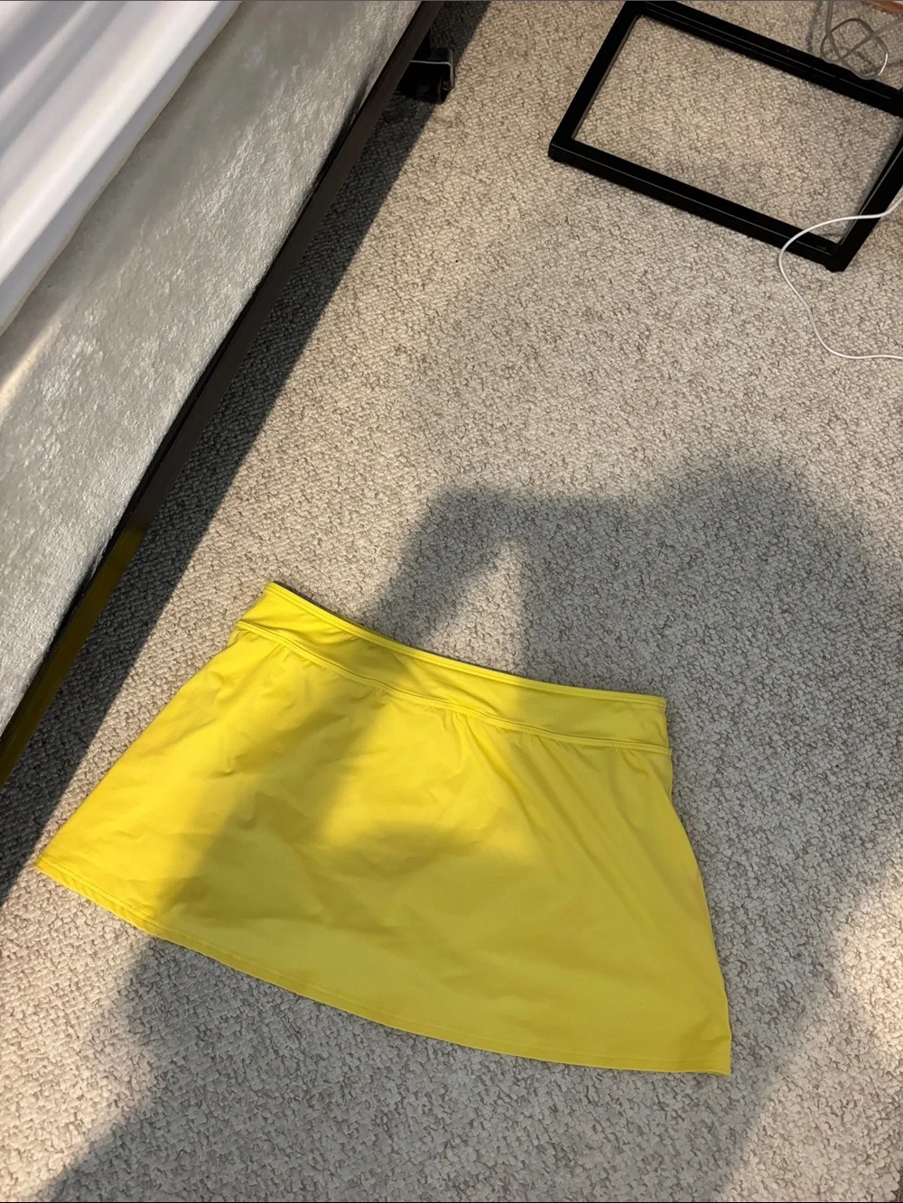 Yellow Athletic Skort / swim Skirt - Picture 2 of 4
